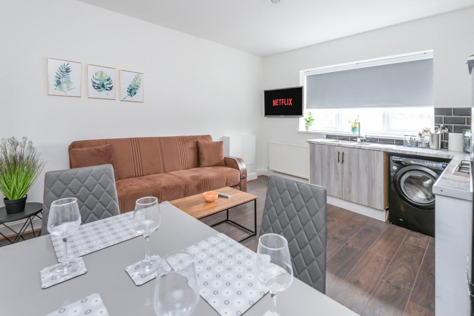 Modern Family Home W/Wi-Fi, Netflix, Self Check-In Londres Exterior foto