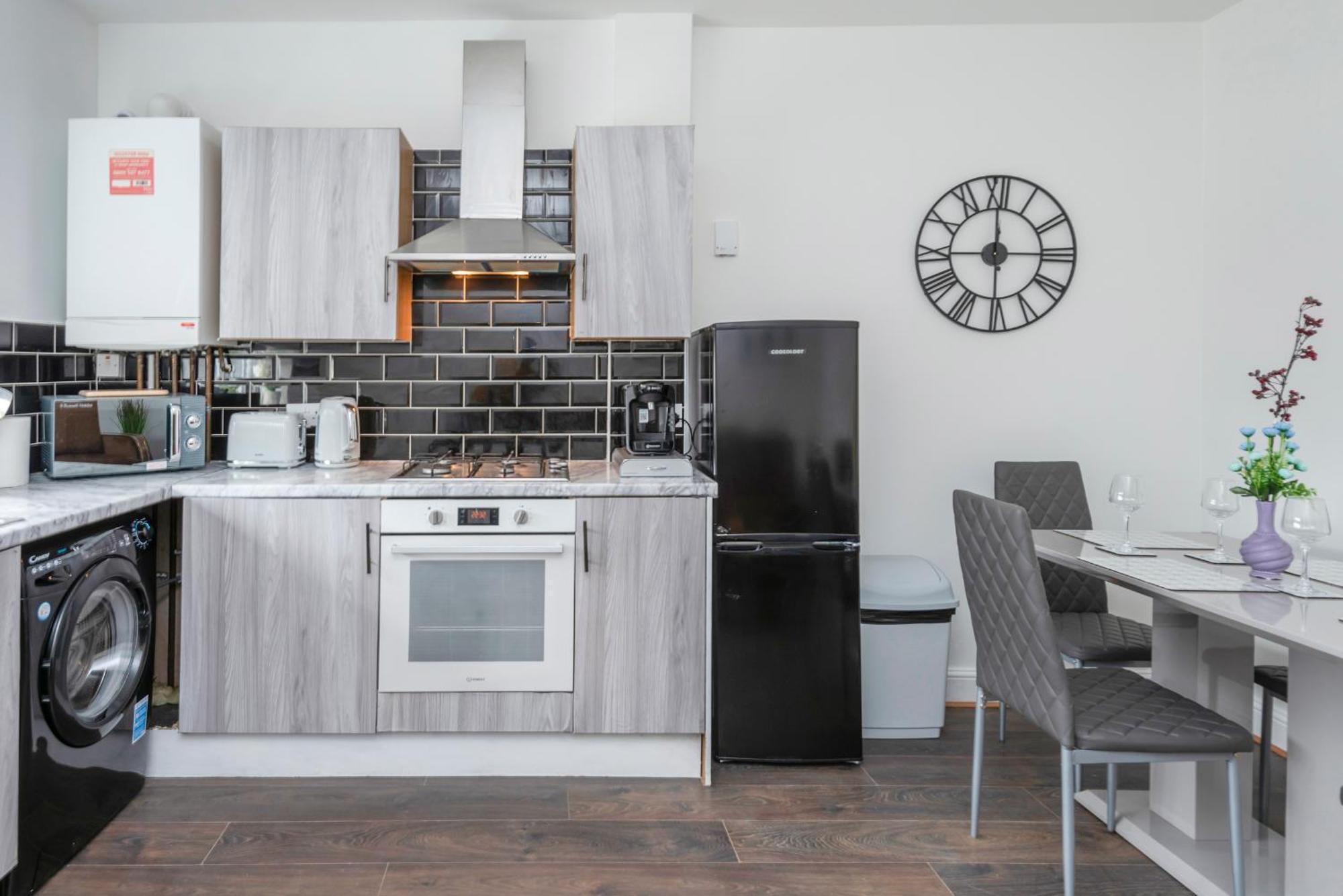 Modern Family Home W/Wi-Fi, Netflix, Self Check-In Londres Exterior foto